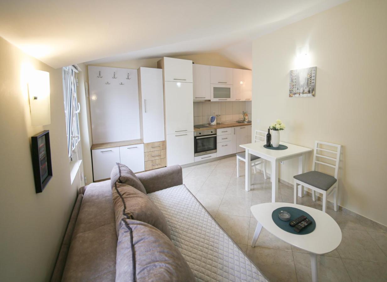 Goga Apartment Kotor Eksteriør billede